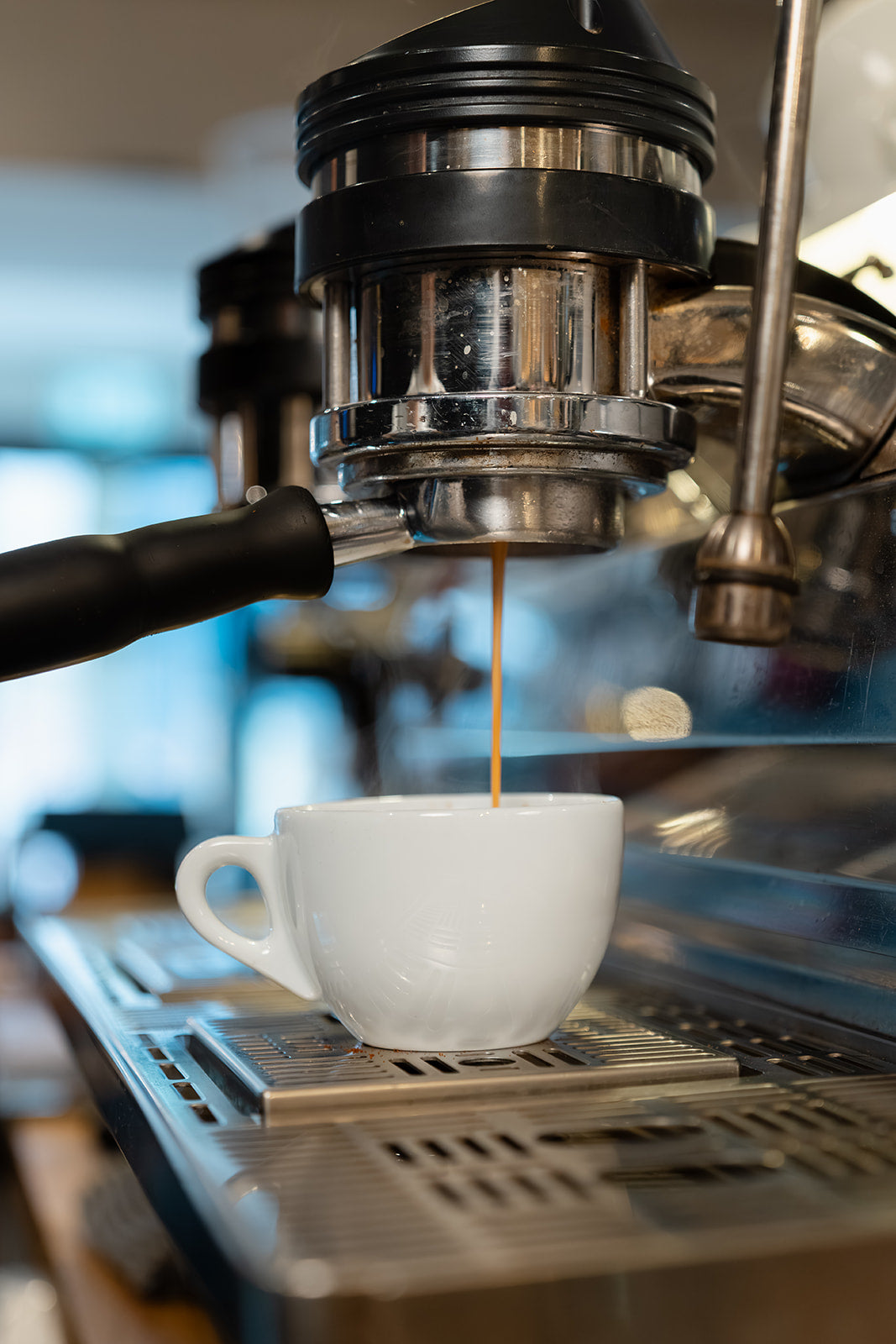 Coffee pouring in Bond Street Coffee, Speciality Coffee shop Brighton